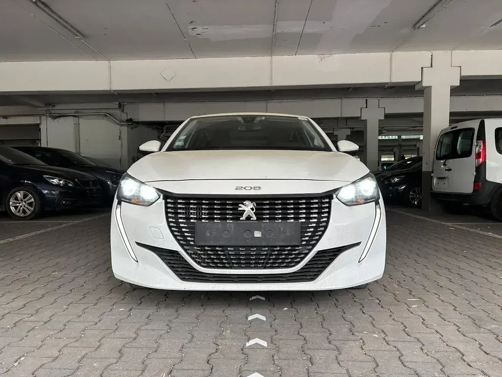 Gebraucht Peugeot 208 Allure 101 PS (74 kW) 2020 Weiß Kleinwagen