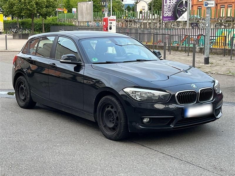Gebraucht BMW 116 Advantage 116 PS (85 kW) 2015 Schwarz Kleinwagen