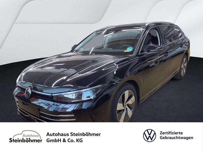 Grenadillschwarz (schwarz) Gebraucht 2025 VW Passat Elegance Kombi | 37.445 € (Superpreis) - Bild 1/4