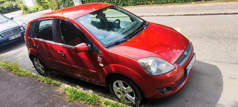 Gebraucht Ford Fiesta 80 PS (58 kW) 2007 Kleinwagen