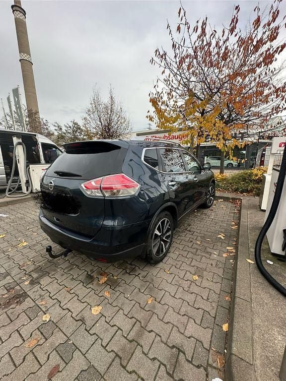Gebraucht Nissan X-Trail Tekna 131 PS (96 kW) 2015 Blau SUV