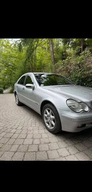 Gebraucht Mercedes C240 Elegance 170 PS (125 kW) 2003 Silber Limousine