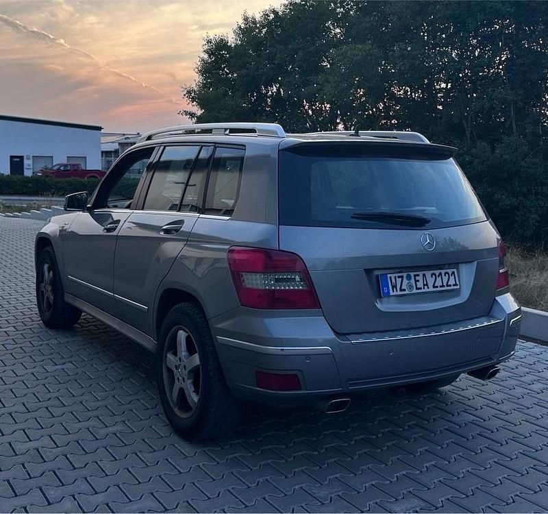 Gebraucht Mercedes GLK220 170 PS (125 kW) 2010 Grau SUV