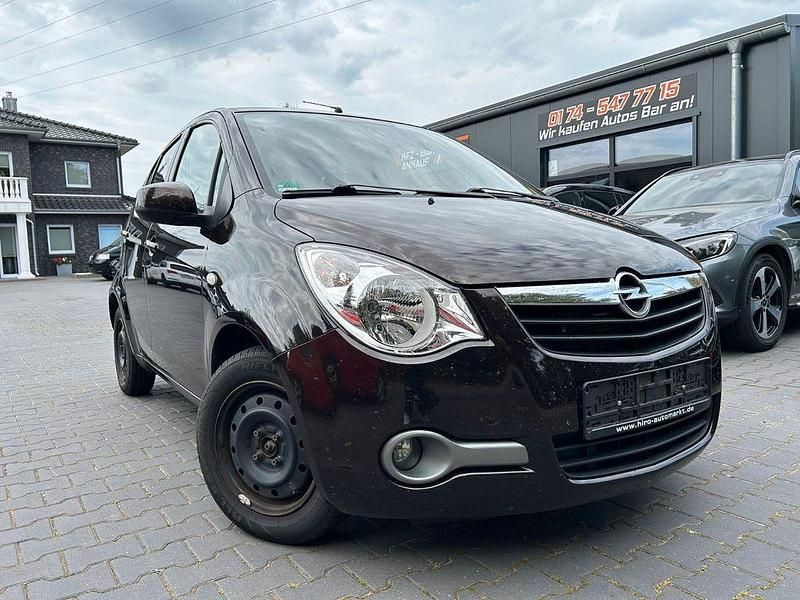 Braun Gebraucht 2015 Opel Agila Edition Kleinwagen | 5.950 € (Etwas zu teuer) - Bild 1/4