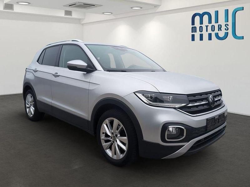 Gebraucht VW T-Cross Style 110 PS (80 kW) 2023 Reflexsilber metallic SUV
