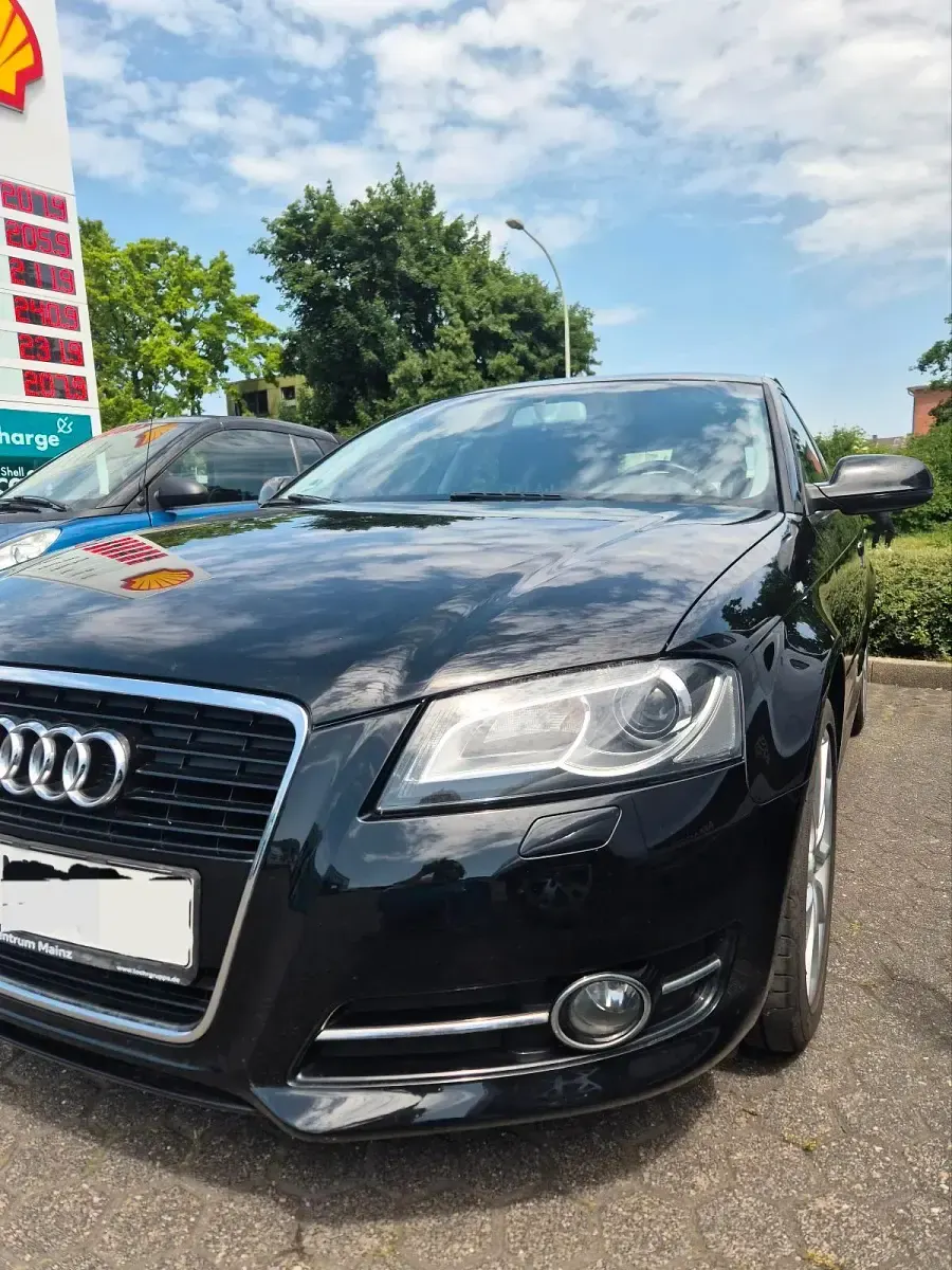 Gebraucht Audi A3 Ambition 106 PS (77 kW) 2010 Schwarz Kleinwagen