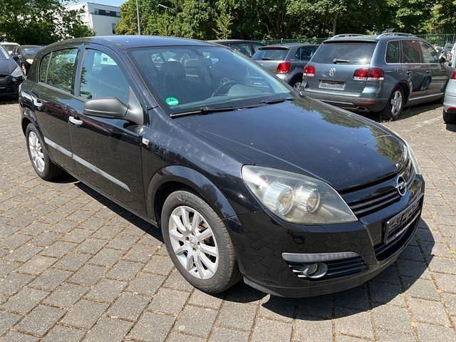 Gebraucht Opel Astra Basis 105 PS (77 kW) 2004 Schwarz Limousine