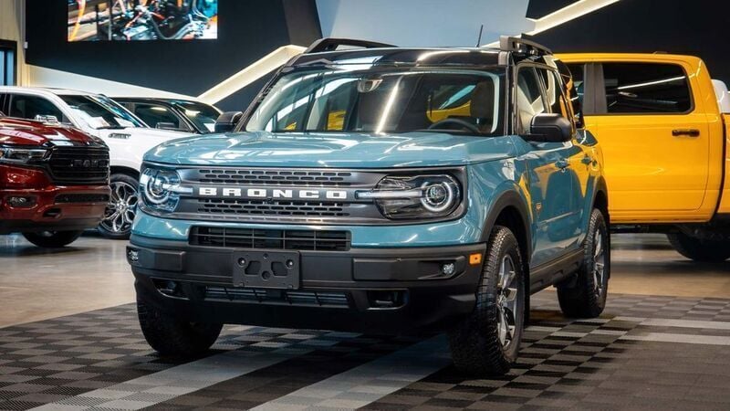 Blau Neu 2024 Ford Bronco Sport SUV | 48.390 € - Bild 1/4