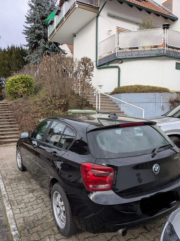 Gebraucht BMW 118 170 PS (125 kW) 2015 Schwarz Kleinwagen
