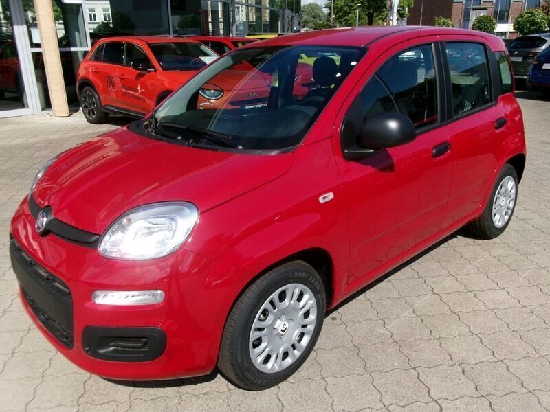 Rot Neu 2025 Fiat Panda Kleinwagen | 17.490 € - Bild 1/3
