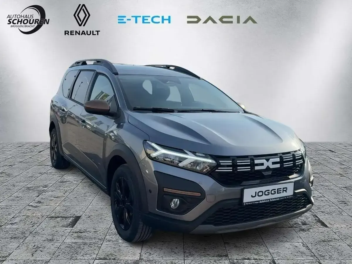 Neu Dacia Jogger Extreme 101 PS (74 kW) 2025 Dolomitgrau Van / Kleinbus