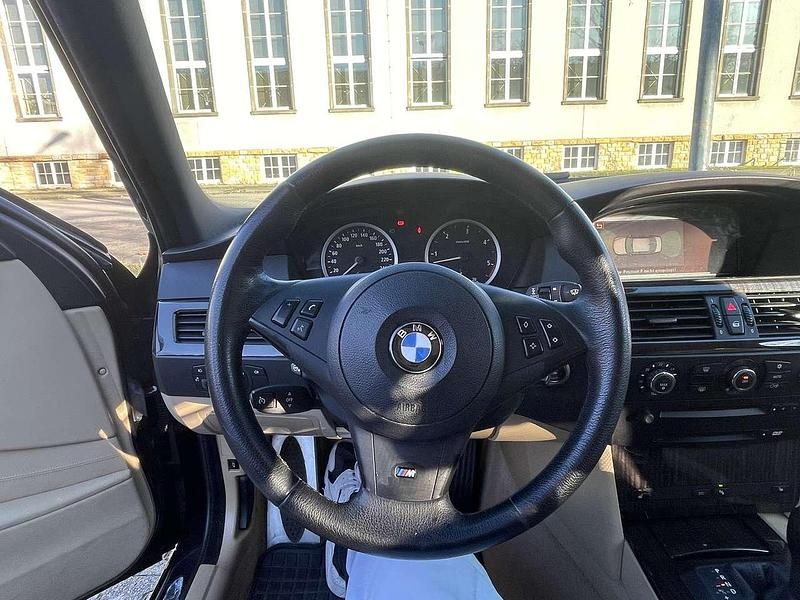 Gebraucht BMW 530 231 PS (169 kW) 2005 Schwarz Limousine