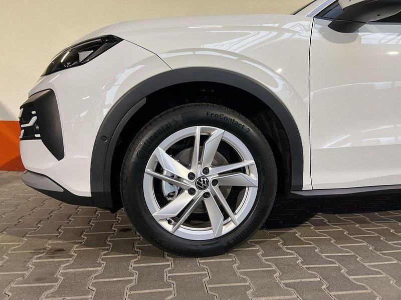 Neu VW T-Roc Life 150 PS (110 kW) 2025 Pure white SUV