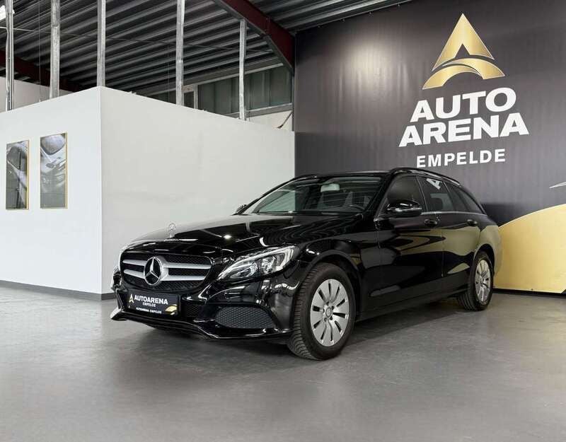 Schwarz Gebraucht 2016 Mercedes C200 Kombi | 15.999 € (Fairer Preis) - Bild 1/4