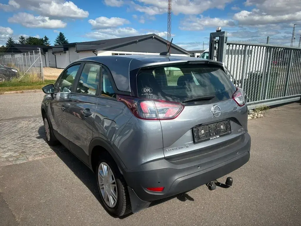Gebraucht Opel Crossland Enjoy 110 PS (80 kW) 2018 Grau SUV