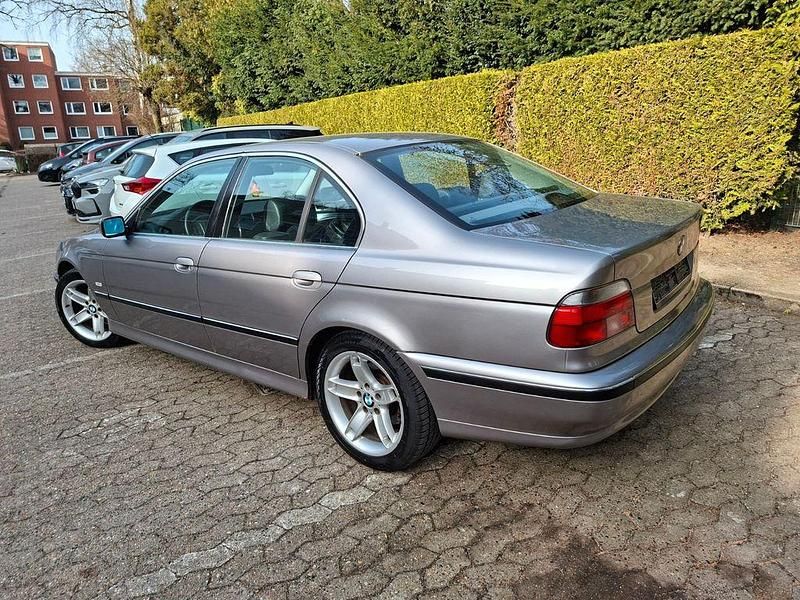 Gebraucht BMW 523 170 PS (125 kW) 1998 Silber Limousine