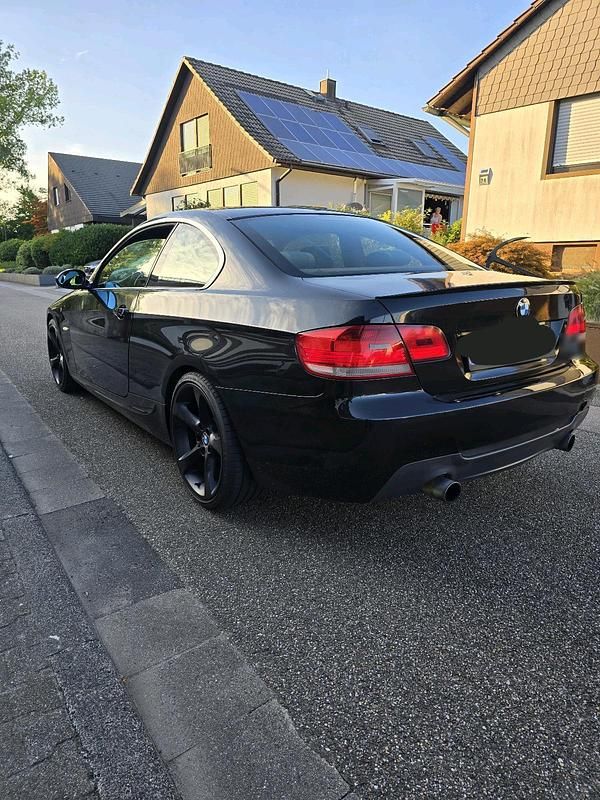 Gebraucht BMW 335 473 PS (347 kW) 2007 Schwarz Coupé