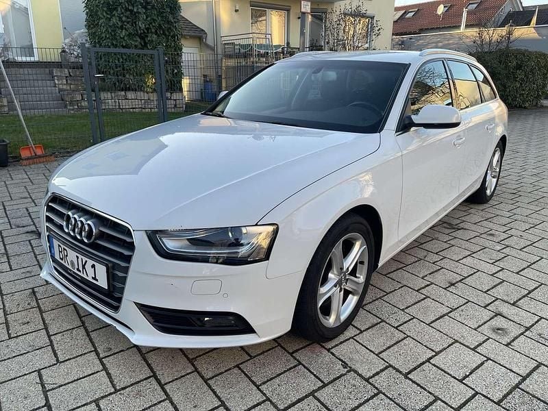 Gebraucht Audi A4 Ambition 177 PS (130 kW) 2014 Weiß Kombi