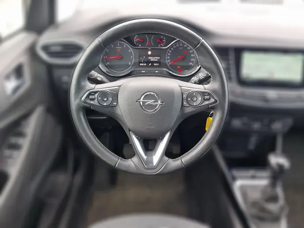 Gebraucht Opel Crossland Elegance 110 PS (80 kW) 2024 Grau metallic SUV