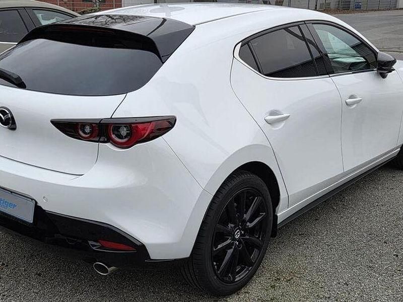 Neu Mazda 3 140 PS (102 kW) 2025 Weiß Limousine