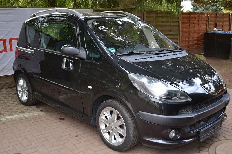 Schwarz Gebraucht 2007 Peugeot 1007 Sport Kleinwagen | 4.490 € (Etwas zu teuer) - Bild 1/4