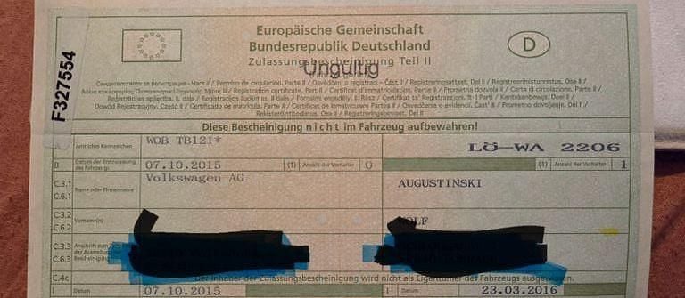 Gebraucht VW Touran Trendline 110 PS (80 kW) 2015 Blau Van / Kleinbus