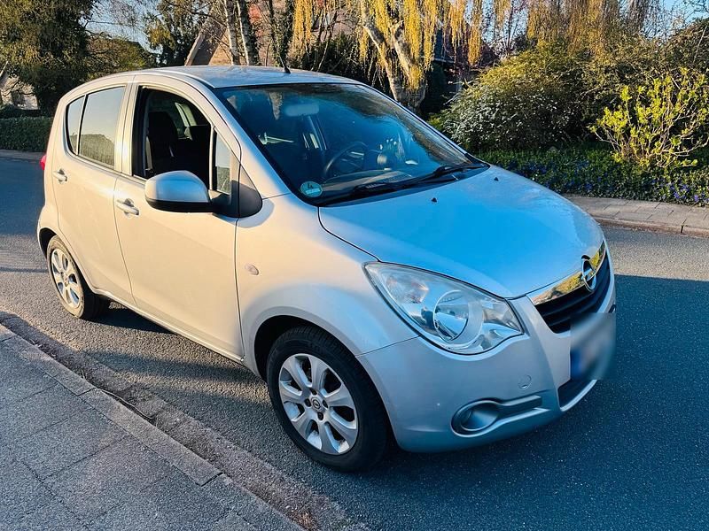 Second-hand Opel Agila 86 CP (63 kW) 2009 Argintiu Hatchback