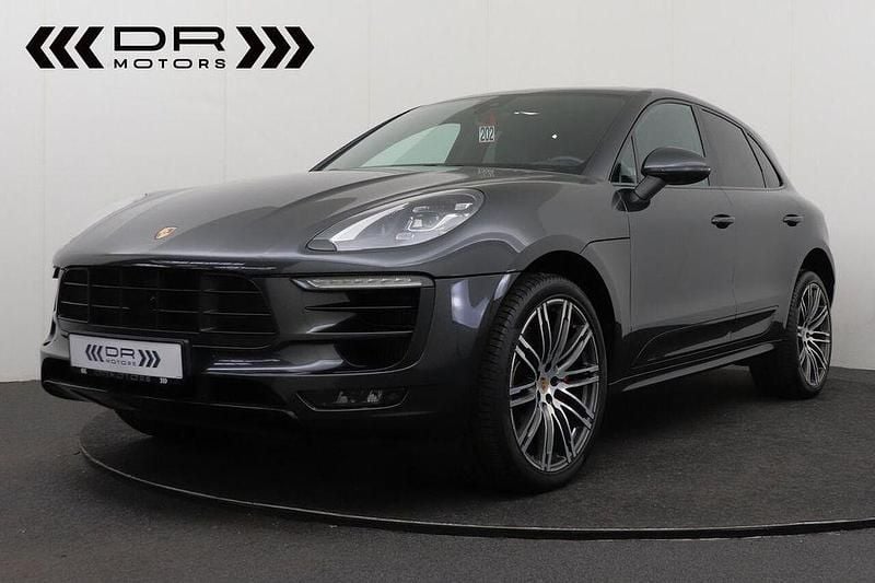 Grau Gebraucht 2018 Porsche Macan GTS SUV | 38.495 € (Fairer Preis) - Bild 1/4