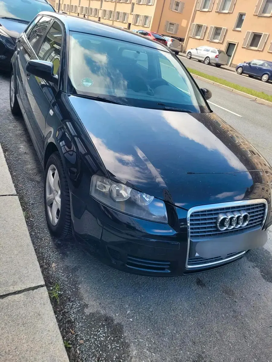 Gebraucht Audi A3 105 PS (77 kW) 2006 Schwarz Kleinwagen
