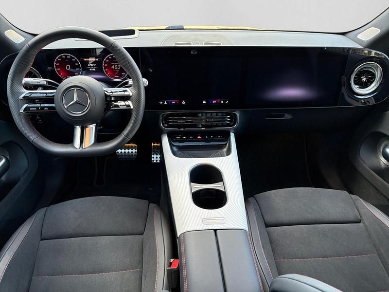 Gebraucht Mercedes CLA 250+ AMG 200 kW (272 PS) 2025 Schwarz Limousine