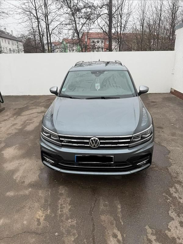 Gebraucht VW Tiguan Allspace Highline 190 PS (139 kW) 2020 Silber SUV