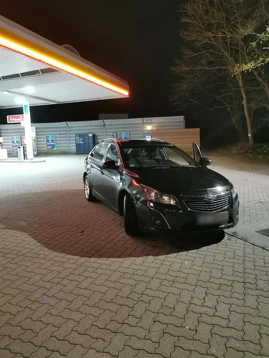 Gebraucht Chevrolet Cruze 140 PS (102 kW) 2013 Schwarz Kombi
