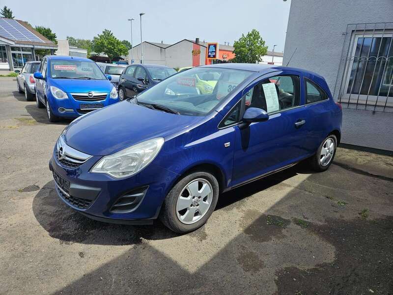 Royal blau (s2) Gebraucht 2012 Opel Corsa Selection Kleinwagen | 3.990 € (Etwas zu teuer) - Bild 1/4