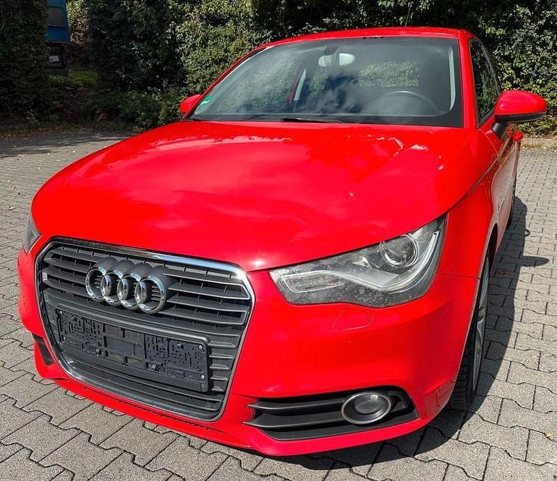 Gebraucht Audi A1 Ambition 122 PS (89 kW) 2010 Rot Kleinwagen