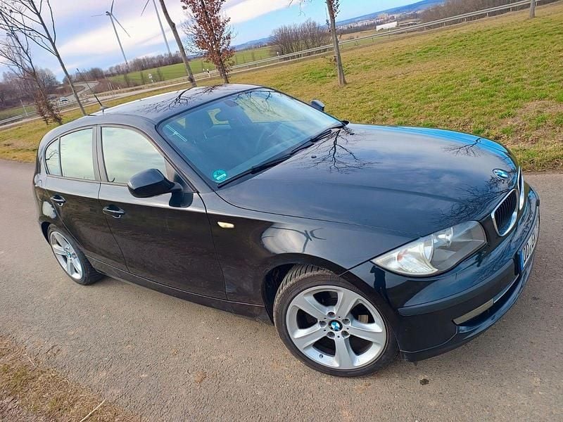 Usata BMW 118 143 CV (105 kW) 2010 Nero Utilitaria