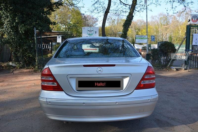 Gebraucht Mercedes C200 Elegance 163 PS (119 kW) 2000 Silber Limousine