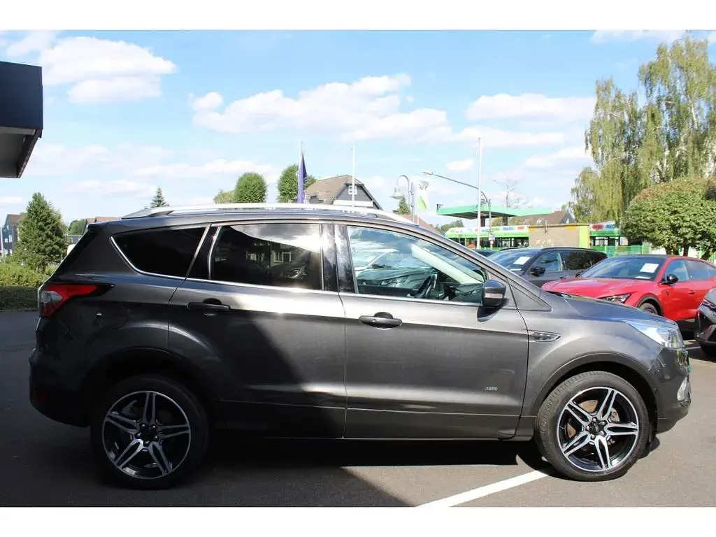 Gebraucht Ford Kuga Titanium 179 PS (131 kW) 2019 Magnetic) (grau SUV