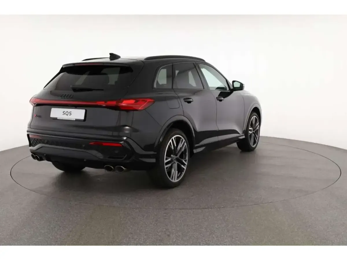 Gebraucht Audi SQ5 Sport 367 PS (269 kW) 2025 Schwarz SUV