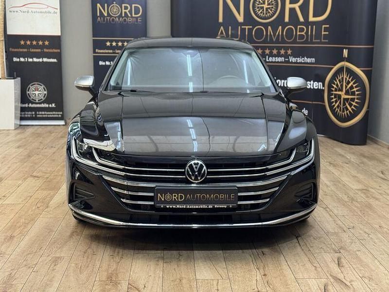 Gebraucht VW Arteon Elegance 150 PS (110 kW) 2022 Deep black perleffekt Kombi