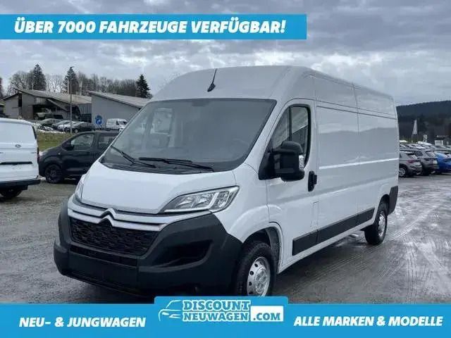 Weiß, lackierung weiss icy/de... Gebraucht 2023 Citroën Jumper Van / Kleinbus | 31.490 € (Teuer) - Bild 1/4