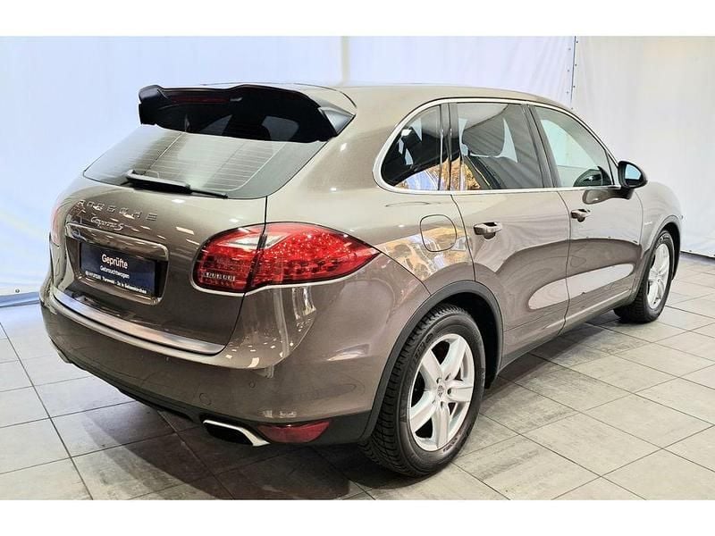 Gebraucht Porsche Cayenne S E-Hybrid 333 PS (244 kW) 2014 Umbra (metallic) SUV