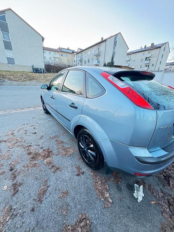 Gebraucht Ford Focus 101 PS (74 kW) 2005 Silber Kombi