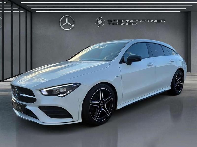 Unilack polarweiß Gebraucht 2021 Mercedes 220 AMG Kombi | 26.990 € (Superpreis) - Bild 1/4