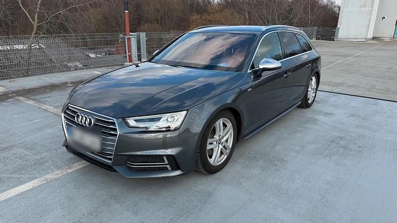 Gebraucht Audi A4 S-Line 218 PS (160 kW) 2017 Grau Kombi