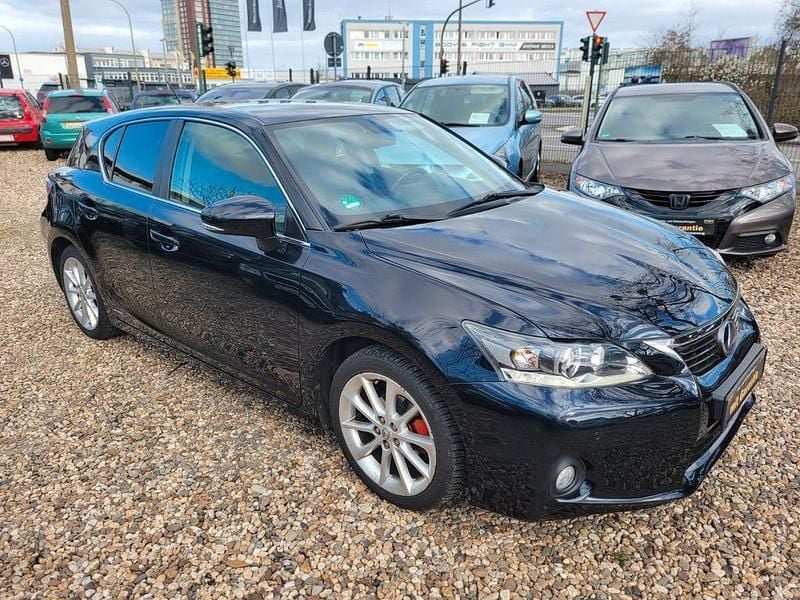 Gebraucht Lexus CT200h Dynamic Line 136 PS (100 kW) 2011 Schwarz Limousine