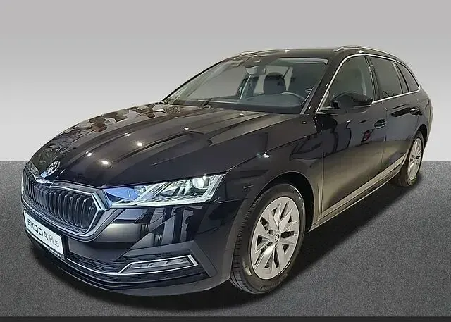 Gebraucht Skoda Octavia 150 PS (110 kW) 2020 Schwarzmagic perleffekt Kombi