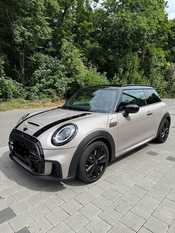 Beige Gebraucht 2022 Mini John Cooper Works Kleinwagen | 25.000 € (Superpreis) - Bild 1/4