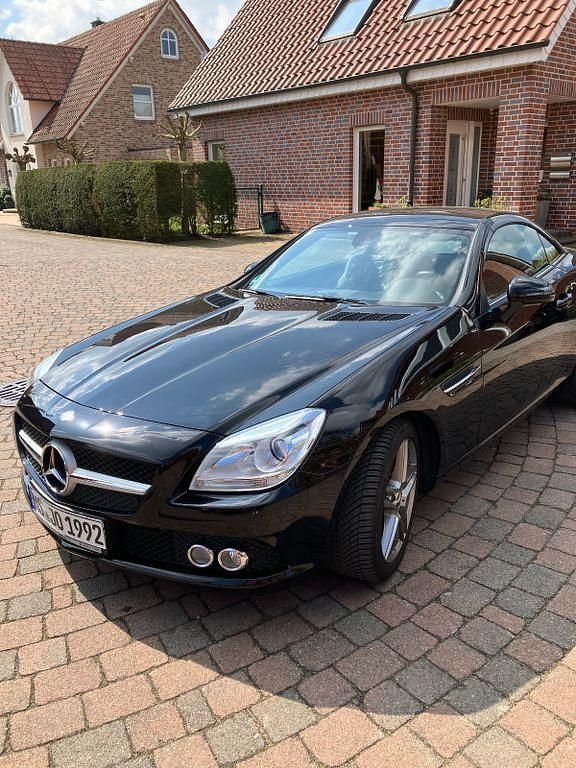 Gebraucht Mercedes SLK200 184 PS (135 kW) 2012 Schwarz Cabrio