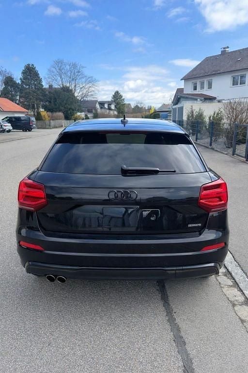 Gebraucht Audi Q2 Sport 190 PS (139 kW) 2017 Schwarz SUV