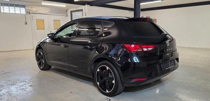 Gebraucht Seat Leon Reference 86 PS (63 kW) 2013 Schwarz Limousine